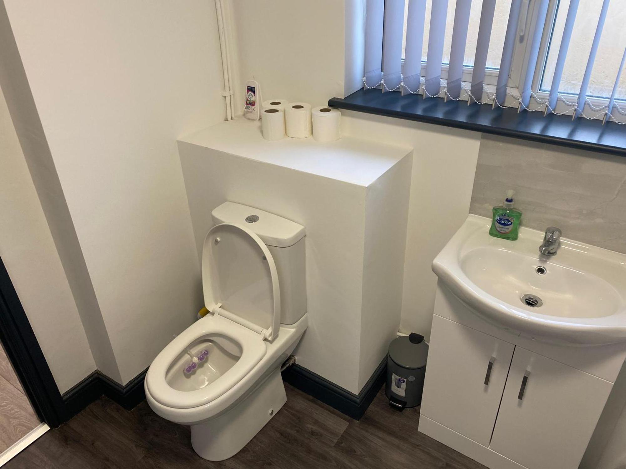 Houghton Guest House 2 Stoke-on-Trent Экстерьер фото